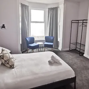 Richmond By Switchback Apartment Cardiff